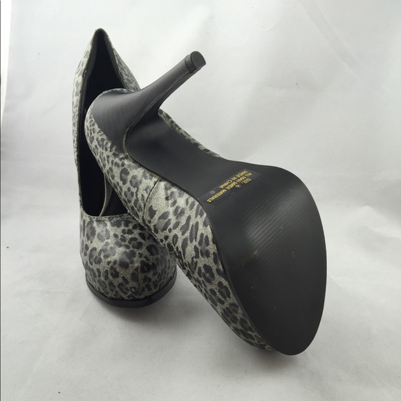 Quipd NEW gray Platform cheetah print pumps - Picture 6 of 8
